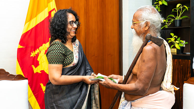 Sri Lankan Prime Minister Dr. Harini Amarasuriya meets Indigenous Leader Uru Warige Wannila Aththo at Parliament to discuss indigenous community issues and land rights