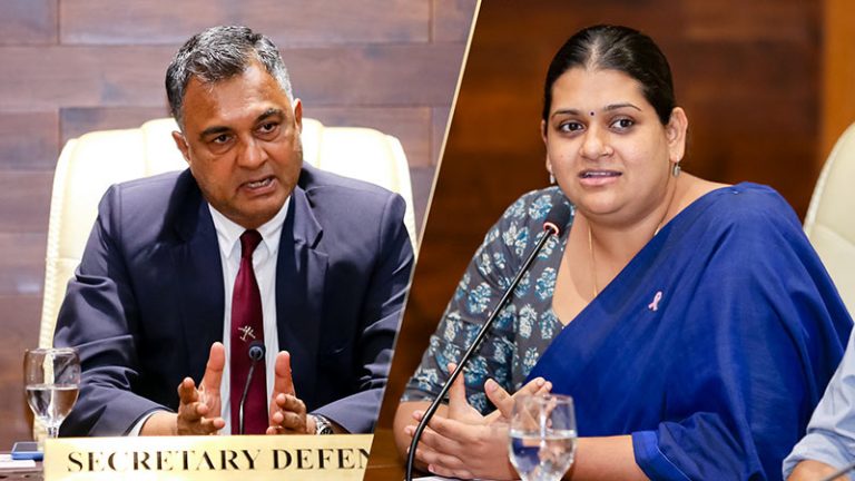 Defence Secretary Air Vice Marshal Sampath Thuyacontha (Retd) and Colombo Mayor Vraie Cally Balthazaar