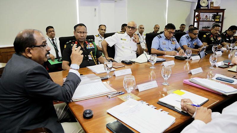 Deputy Minister of Defence Major General Aruna Jayasekara (Retd) chairs a meeting on Ranaviru Village development