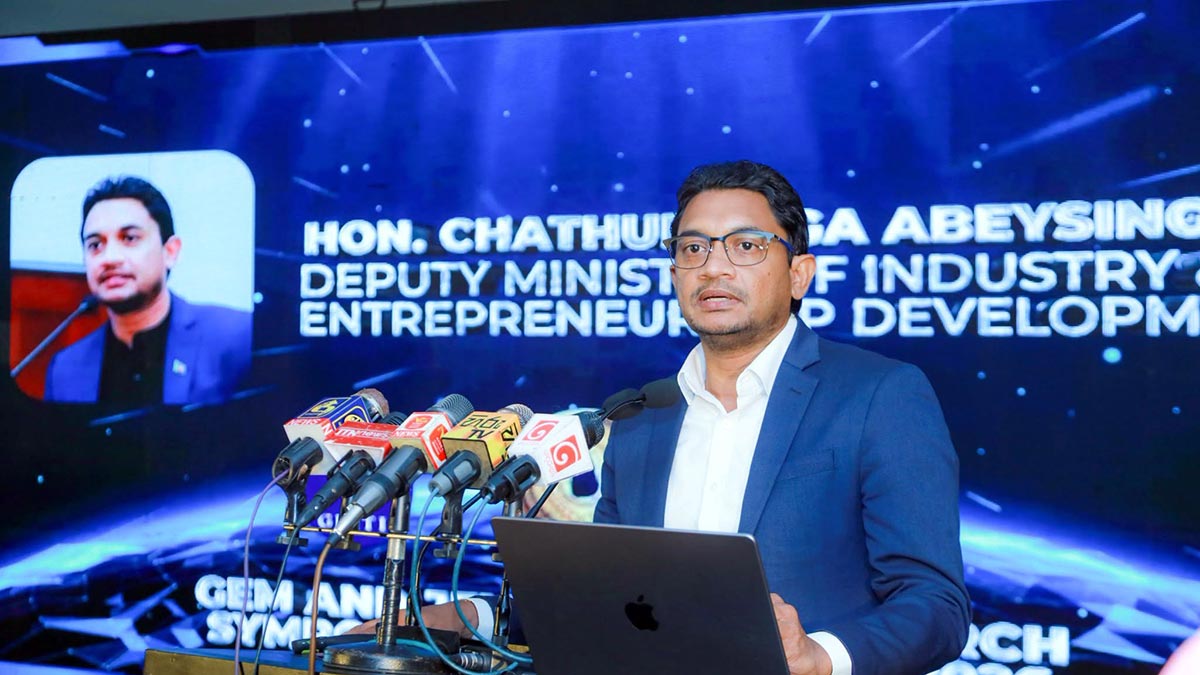 Chathuranga Abeysinghe speaking at the Sri Lanka Gem and Jewellery Research Symposium 2026 in Ratnapura