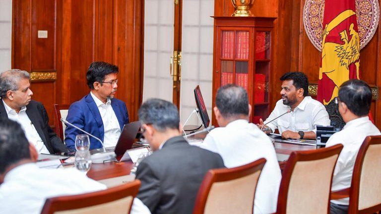 Hans Wijayasuriya and Deputy Minister Eranga Weeraratne listen to President Anura Kumara Dissanayake during the digitalisation progress review meeting on September 29, 2026