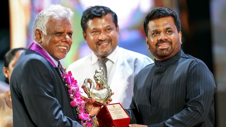 President Anura Kumara Dissanayake presents an award at the State Literary Awards Ceremony 2026