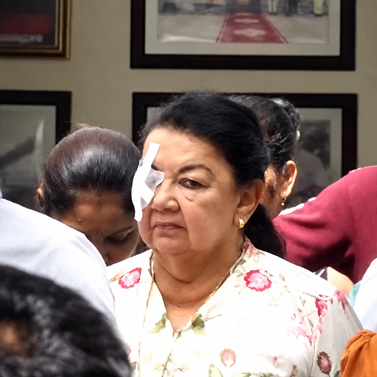 Shiranthi Rajapaksa shortly after being arrested by CIABOC officers at her residence